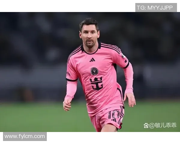 当家足球球星突然离世足坛哀悼世界球迷深切缅怀传奇风采